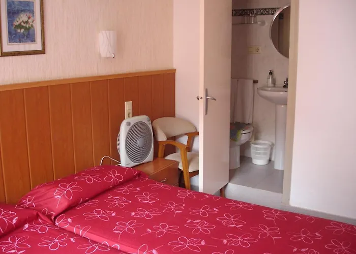Maria Rosa Hotel *